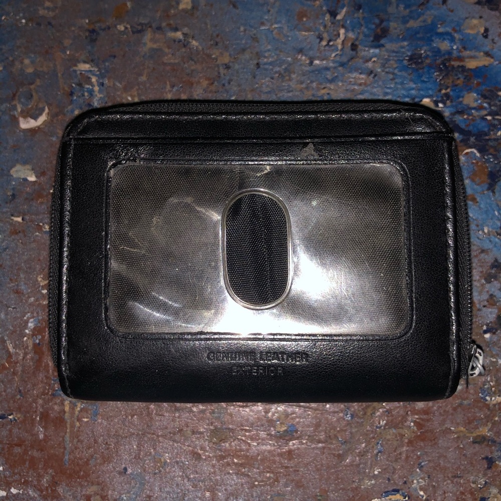 Buxton-wallet//
